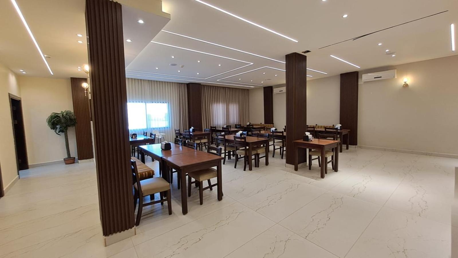 鲁曼酒店 马达巴 外观 照片